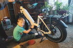 4 Tips for Riding with Your Children on Electric Bikes
